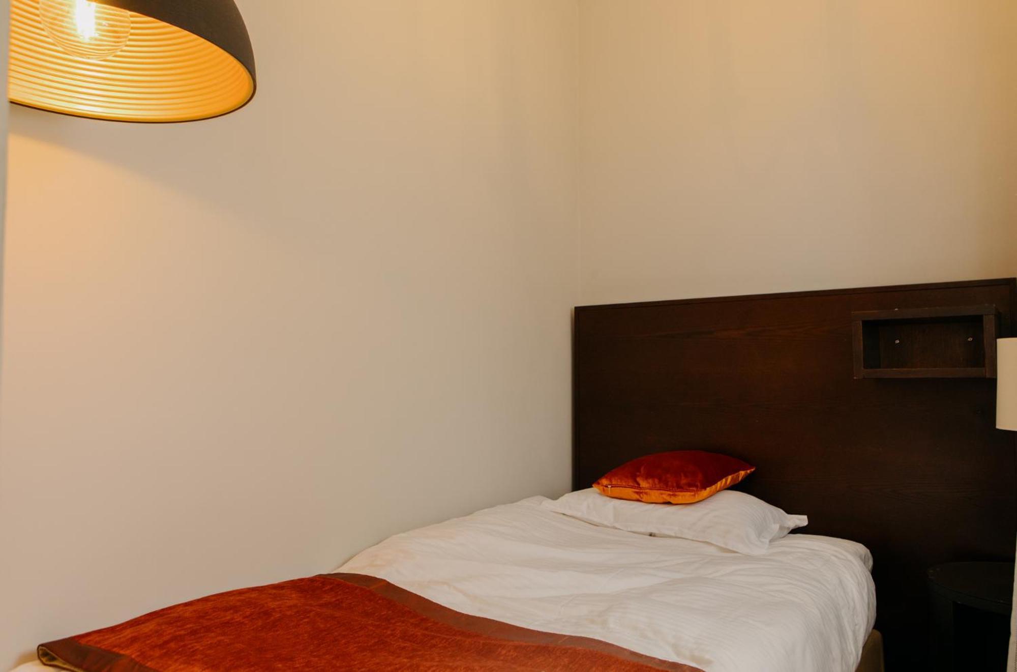 Excelsior Inn Turda Esterno foto